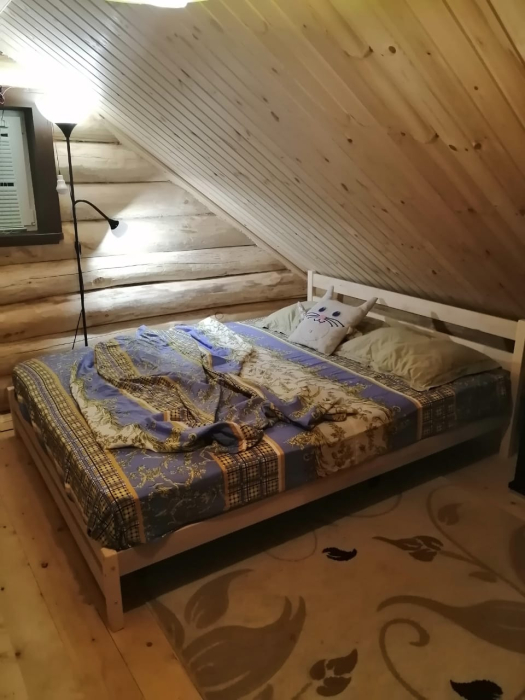 Кровати из массива, Кровать полутораспальная "MAMAMIA" 140х200