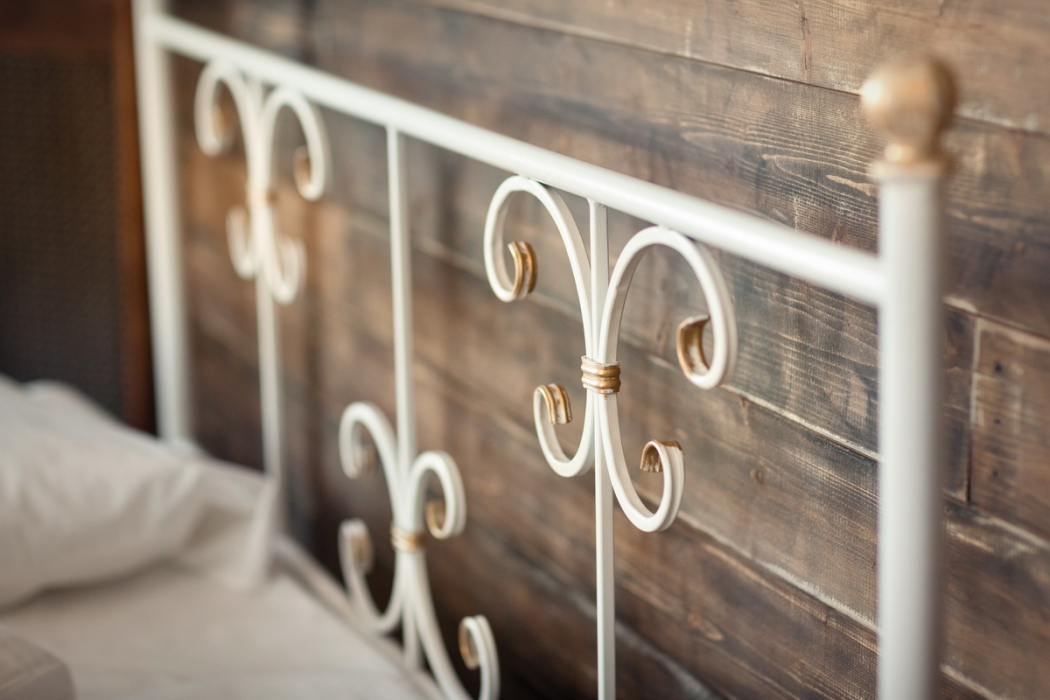 Кованые кровати, Кованая кровать Симона 1.4 с одной спинкой